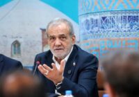 پزشکیان: ایران مال همه ایرانیان است؛ پیشرفت با کنار گذاشتن منیت، ممکن میشود