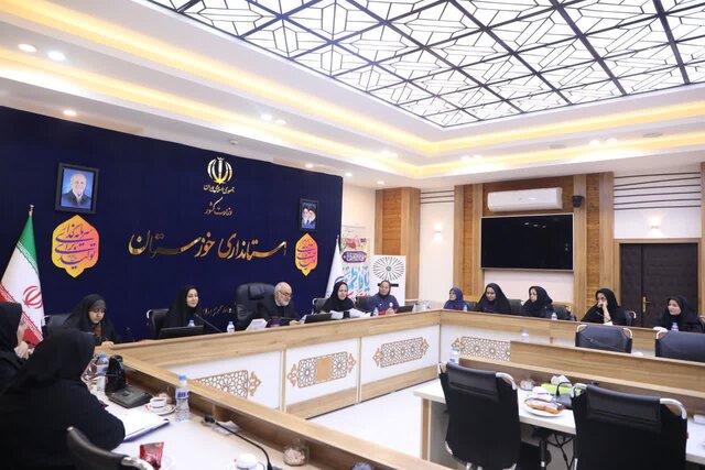 ضرورت بهره‌گیری از توان مدیریتی زنان در بخش‌های مختلف