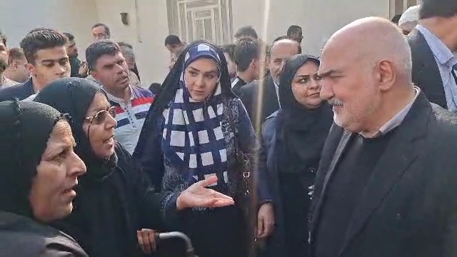 بازدید میدانی فوری استاندار خوزستان و رئیس خانه مشارکت مردم در سلامت از منطقه محروم ملاشیه اهواز