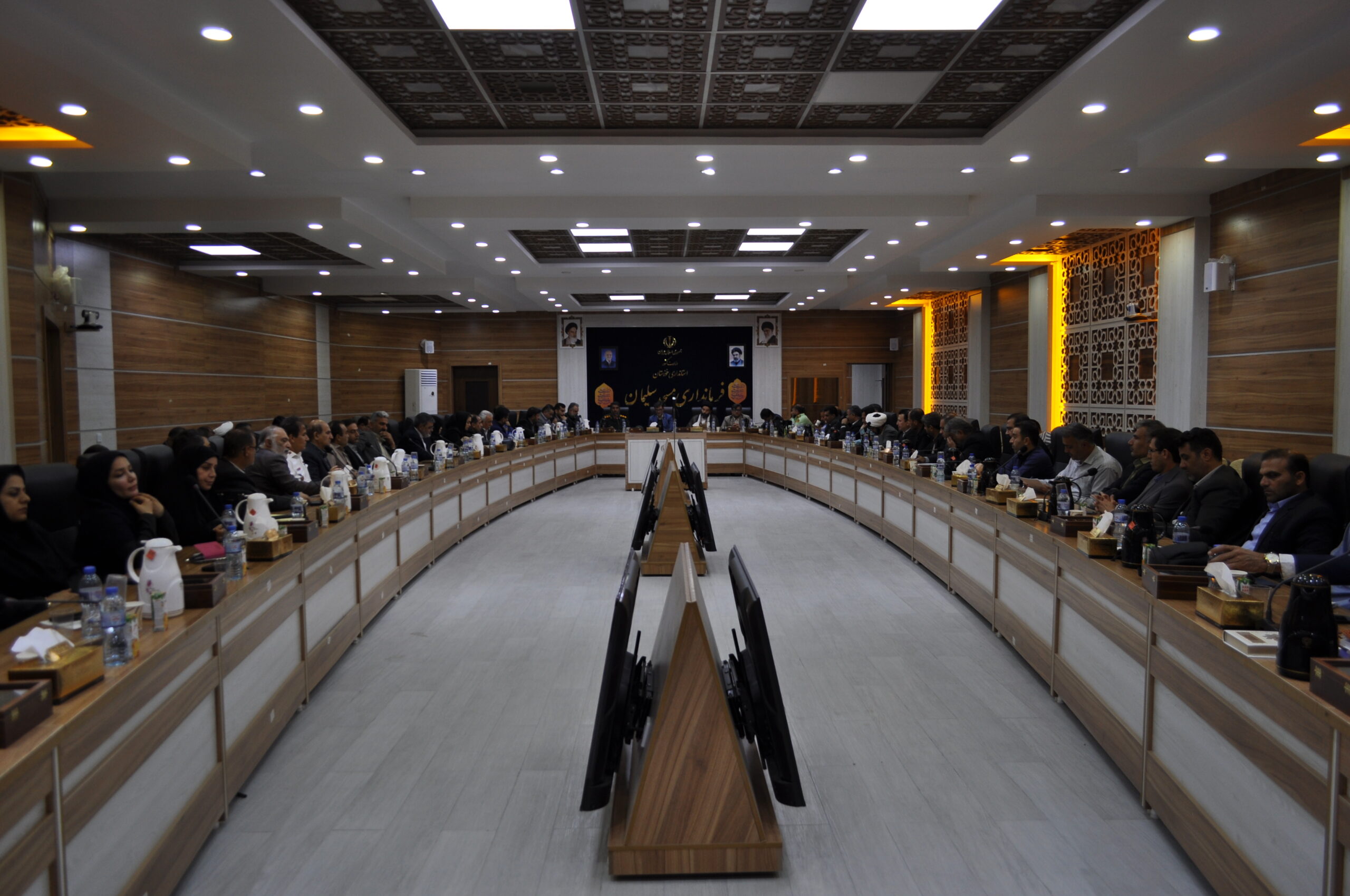اولین نشست شورای اداری مسجدسلیمان در سال ۱۴۰۵ برگزار شد
