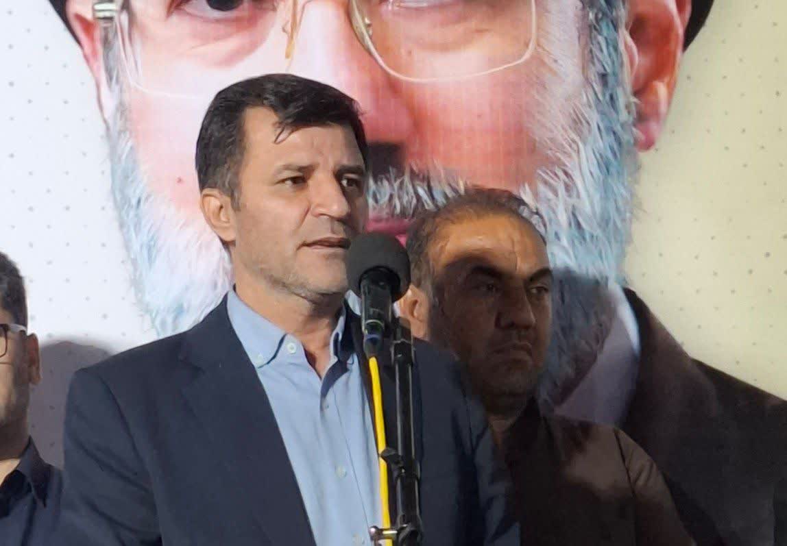 تسلیت فرماندار مسجدسلیمان در چهلمین شب شهادت رهبر انقلاب و شهدای دانشآموز میناب