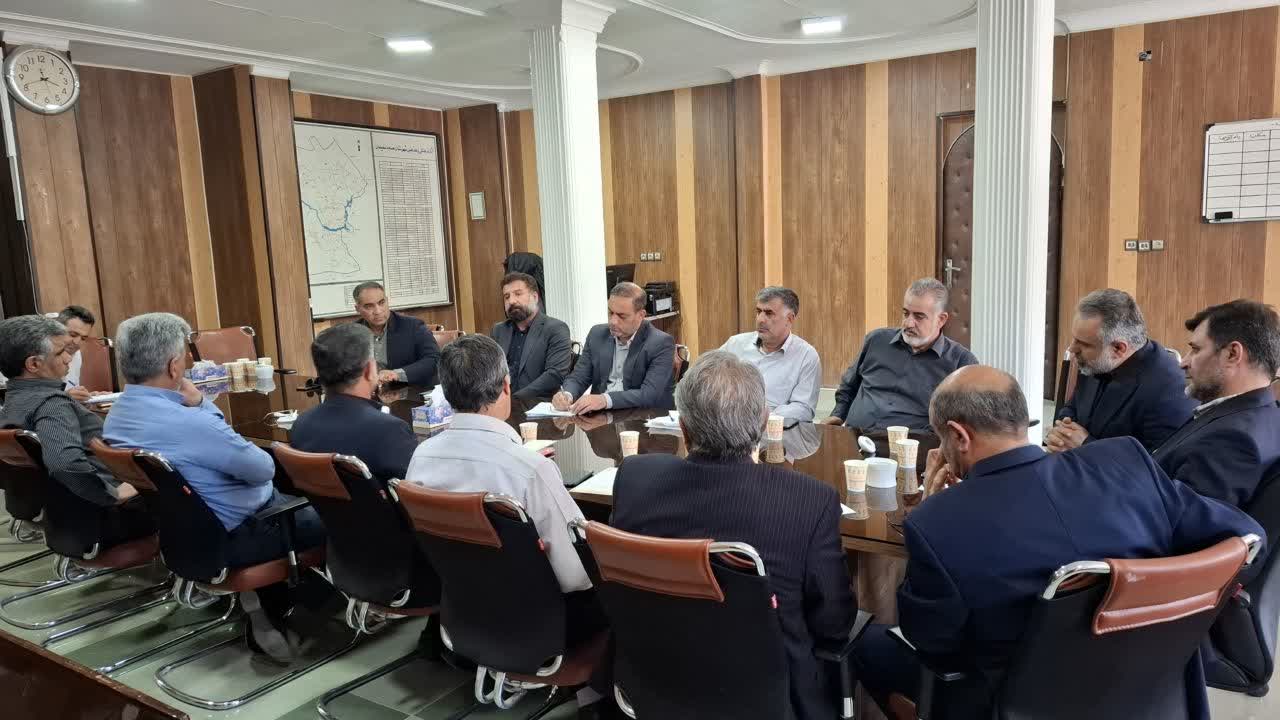 هماهنگی عوامل اجرایی انتخابات شوراها و مجلس خبرگان در مسجدسلیمان / تاکید جاوید شیخ بر برگزاری انتخاباتی باشکوه و صیانت از آرا در مسجدسلیمان